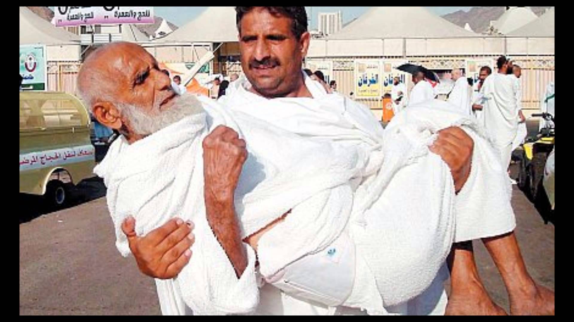 بر الوالدين من أهم الواجبات والفرائض، وقد أمر الله بذلك في كتابه الكريم ...